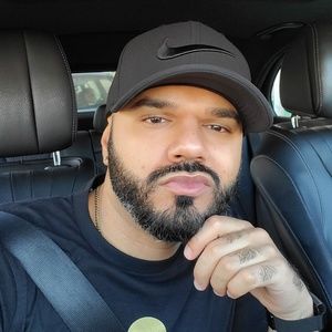 Meet your Posher, Jonathan